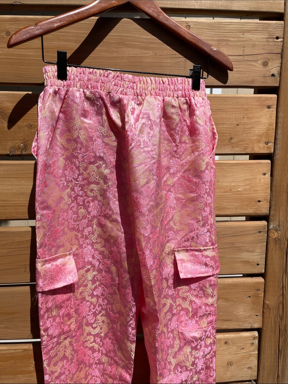 Missguided Pink & Gold Dragon Brocade Cargo Jogger Pants – US 2 - Picture 6 of 11